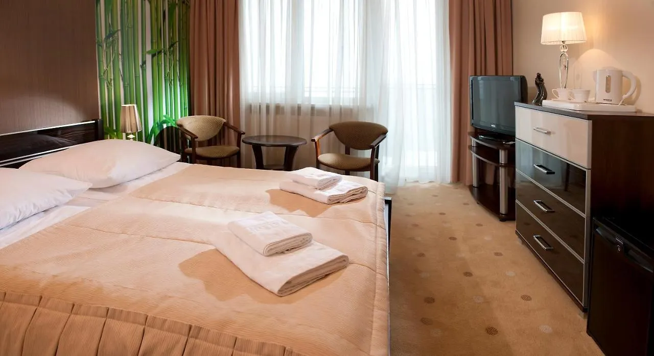 Aparthotel Nad Parseta Kolobrzeg 3*,